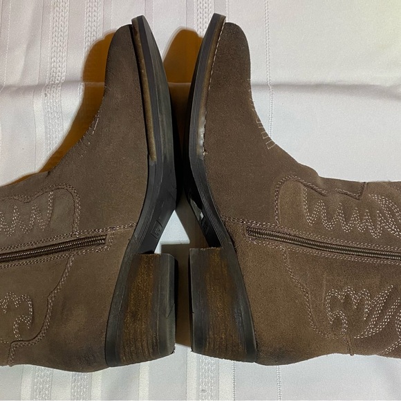 Aldo Brown Suede Ankle Cowboy Boots Size 8.5 - Picture 2 of 7
